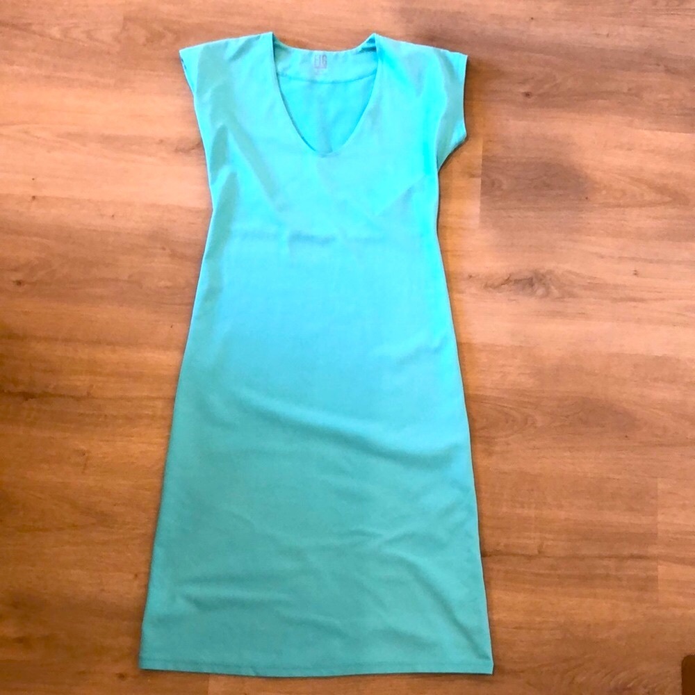 Beautiful aqua blue midi FIG dress 👗 🇨🇦